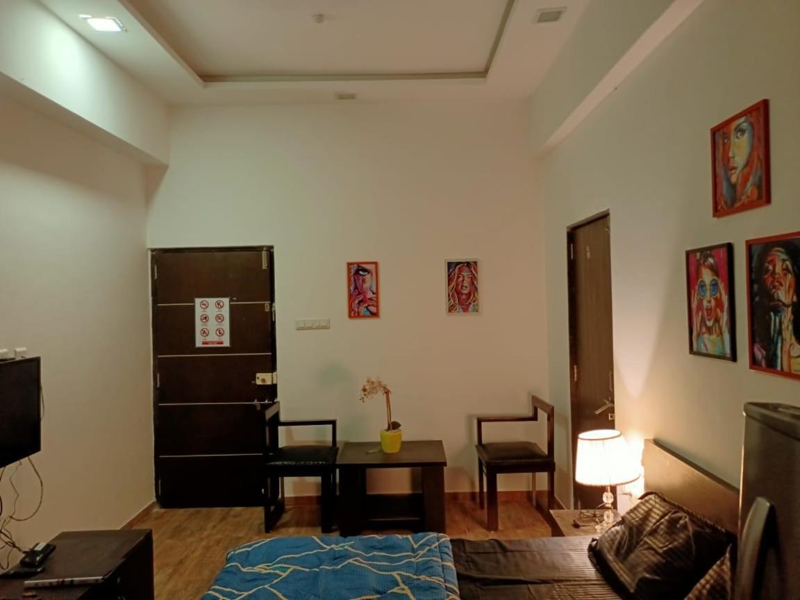 Marigold Stay Jambhulpāda Extérieur photo
